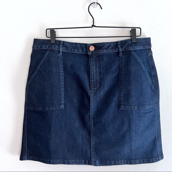 LOFT Dresses & Skirts - LOFT Denim Mini Stretch Skirt